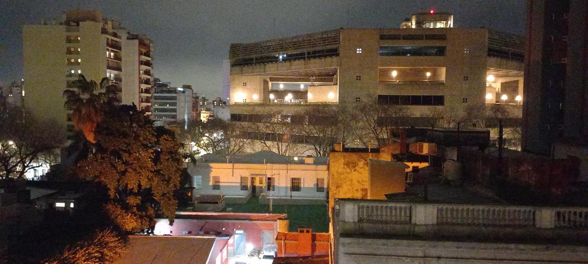 Temporario La Plata Centro Balcon Al Frente Apartment Luaran gambar